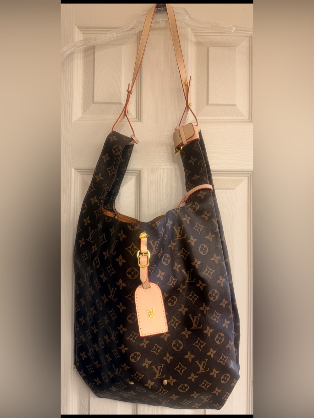 Used hobo bag Atlantis Unknown source